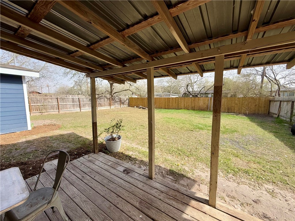 1518 E Rosewood Property Photo 20