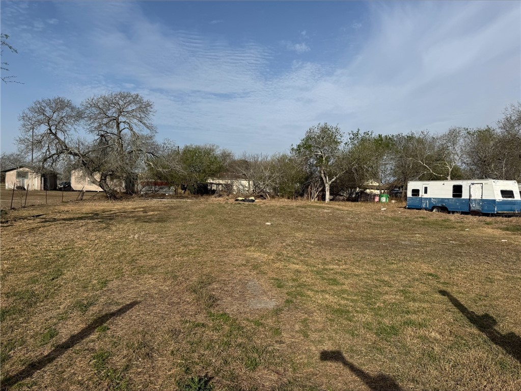 217 Rusk St Property Photo 5