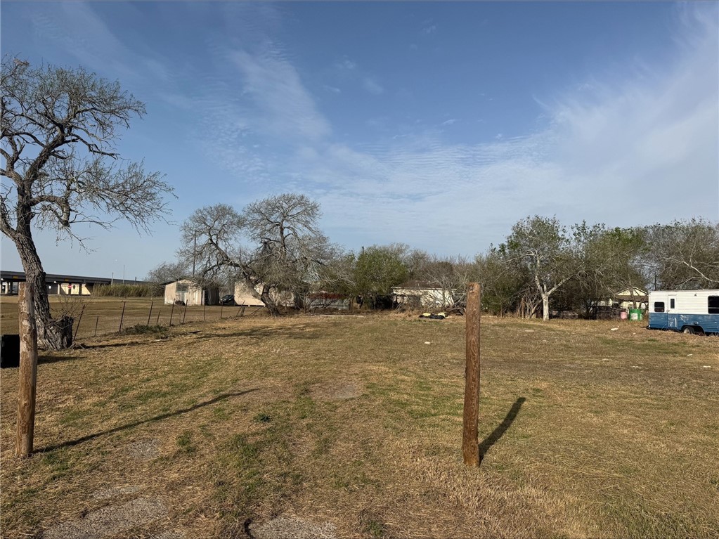 217 Rusk St Property Photo 12