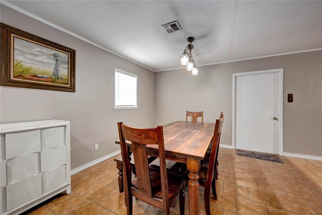 4657 County Road 2171 Property Photo 12