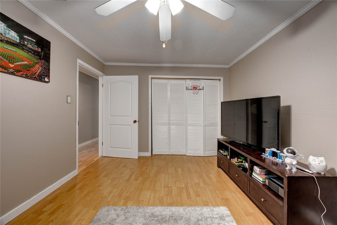 4657 County Road 2171 Property Photo 21