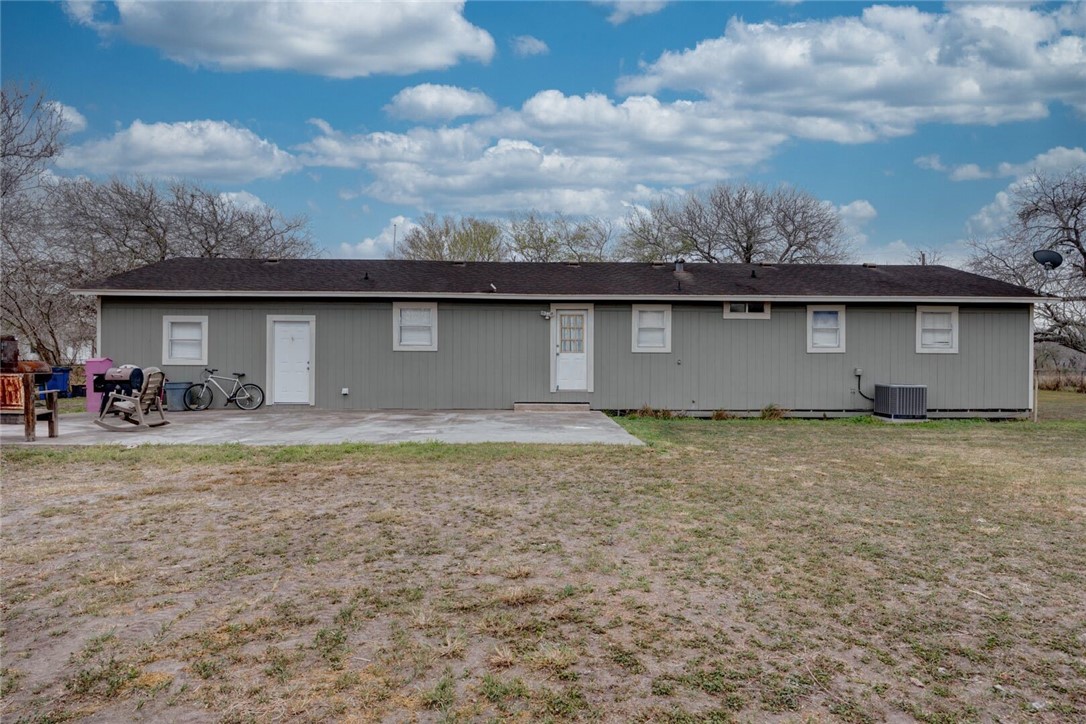 4657 County Road 2171 Property Photo 25