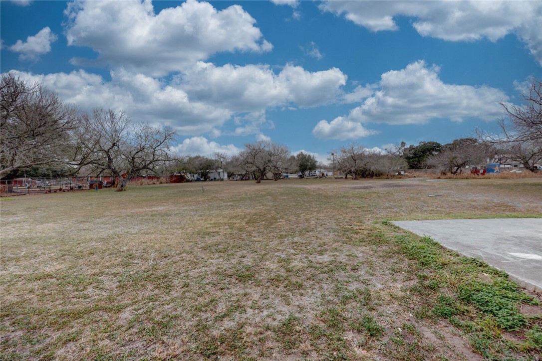 4657 County Road 2171 Property Photo 28