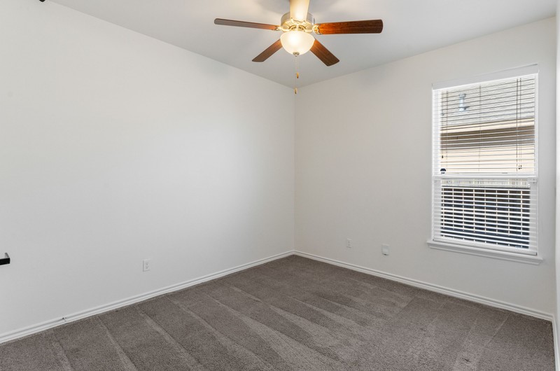 2109 Oso Bay Preserve Dr Property Photo 5