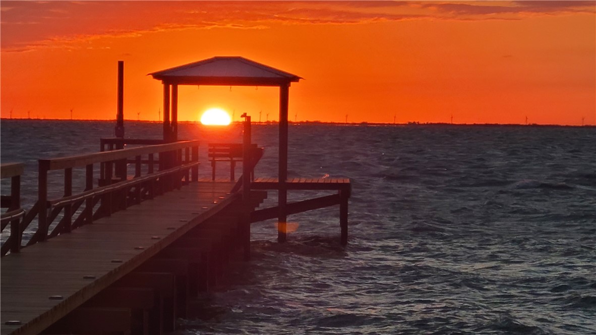 630 Copano Cove Property Photo 34