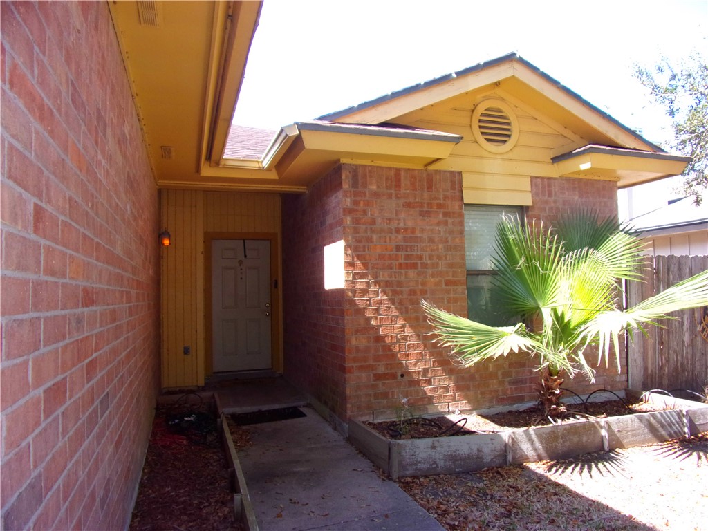 2614 Tonga Dr Property Photo 2