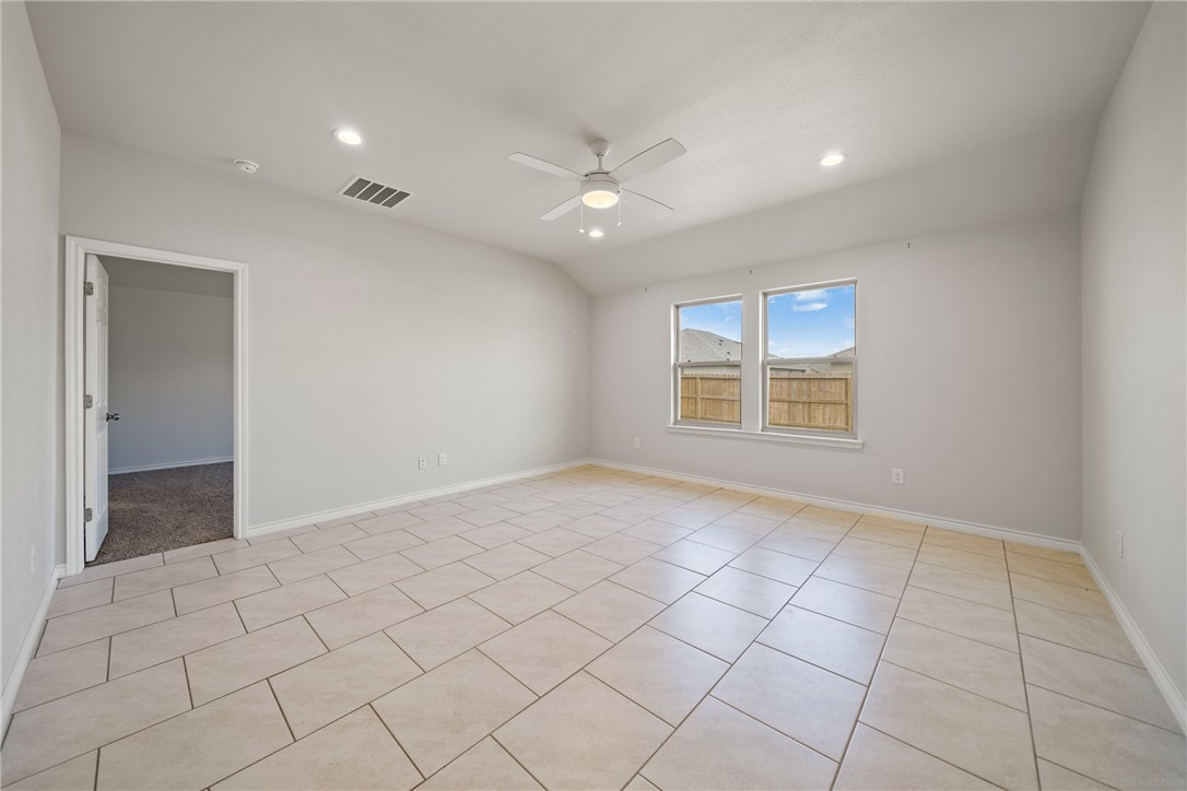 3941 Jayden Dr Property Photo 5