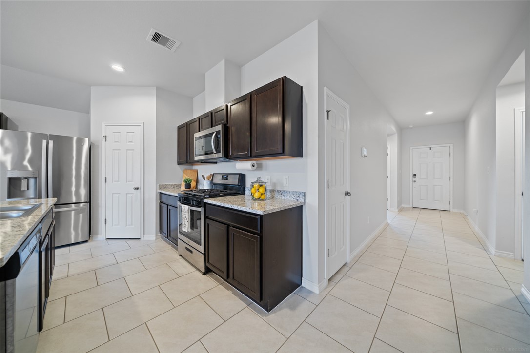 3941 Jayden Dr Property Photo 17