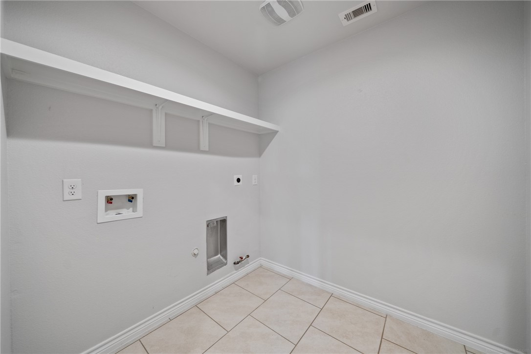 3941 Jayden Dr Property Photo 18