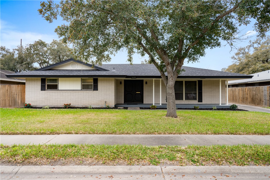 1615 Santa Cecilia Dr Property Photo 1