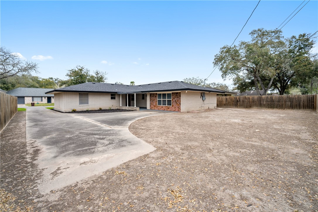 1615 Santa Cecilia Dr Property Photo 29