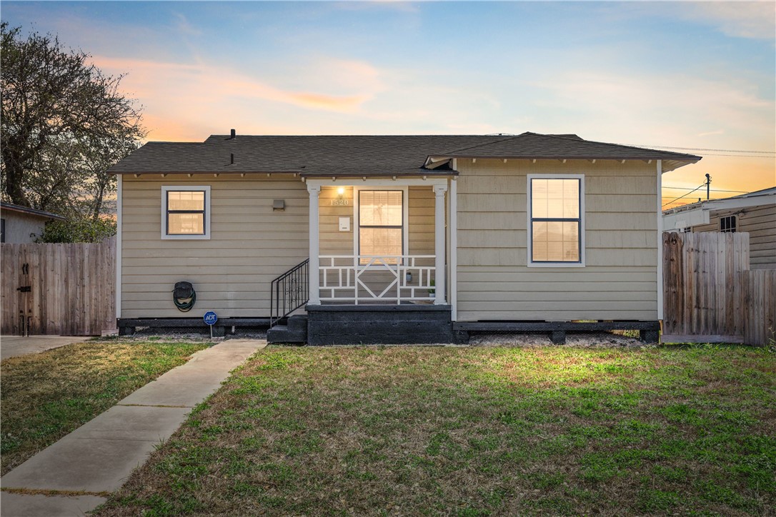 1520 Wynwood St Property Photo