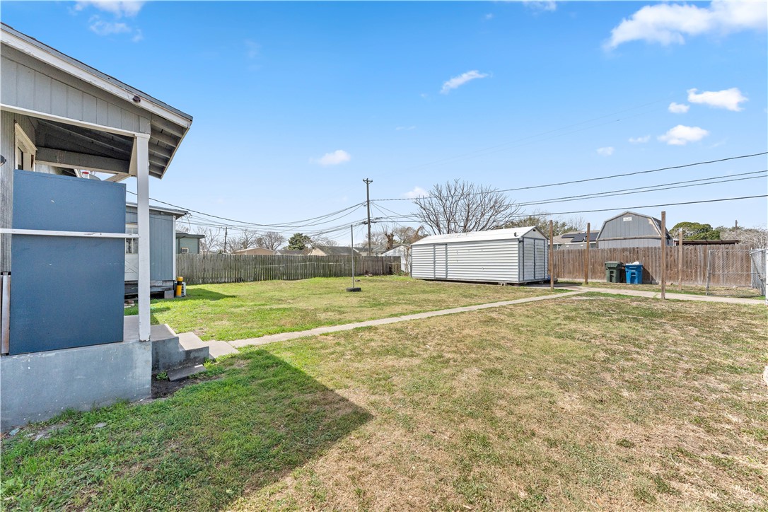 4301 Brentwood Dr Property Photo 19