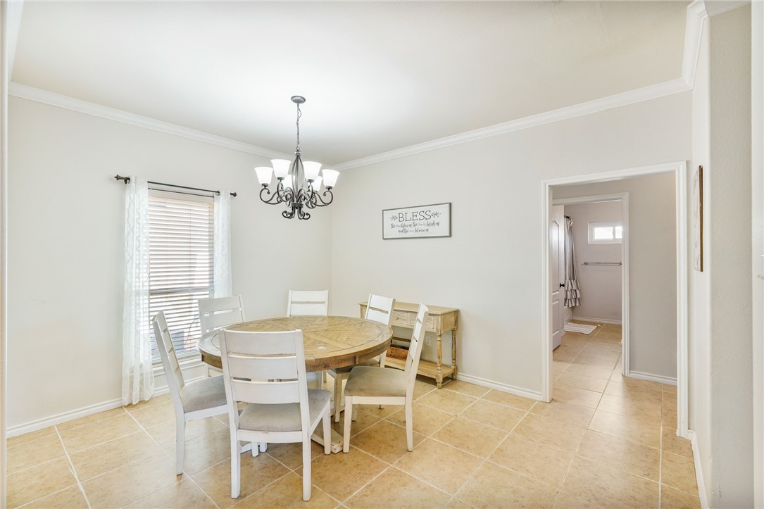 4318 Whitman Circ Property Photo 9