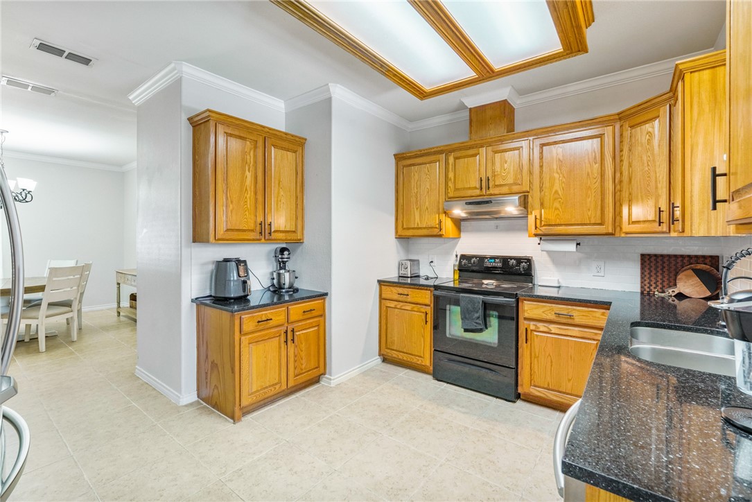 4318 Whitman Circ Property Photo 12