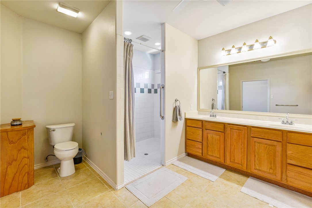 4318 Whitman Circ Property Photo 16