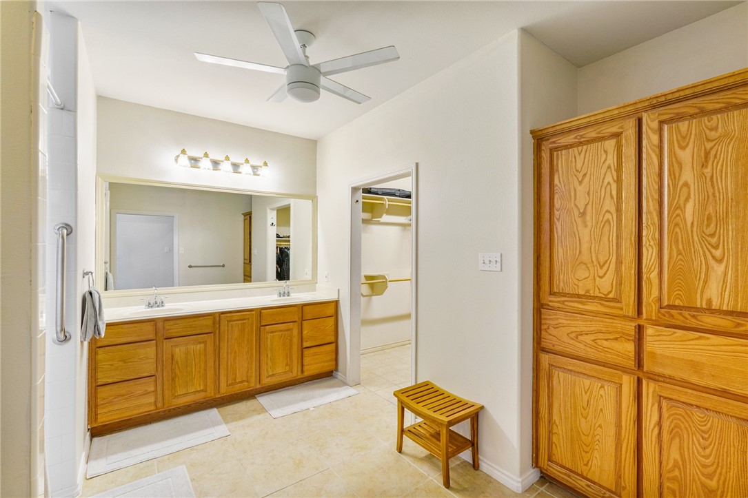 4318 Whitman Circ Property Photo 17