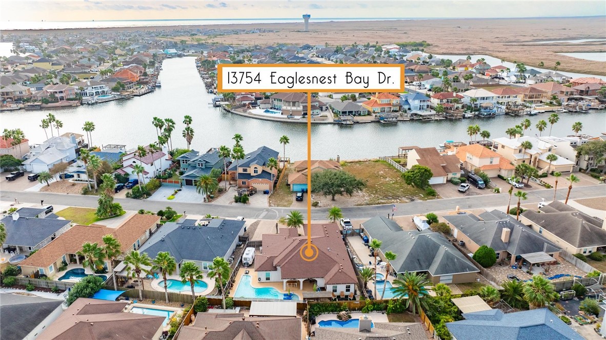 13754 Eaglesnest Bay Dr Property Photo 36