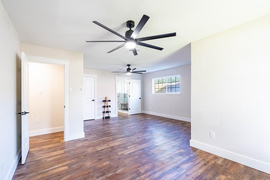 2204 Live Oak Property Photo 15