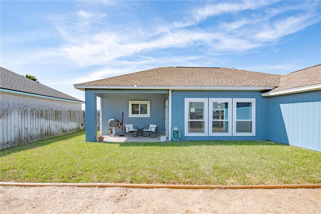 16114 Coralvine St Property Photo 24