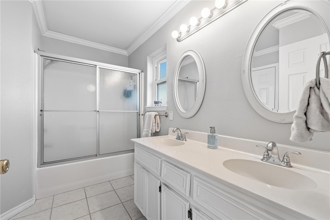 16114 Coralvine St Property Photo 29