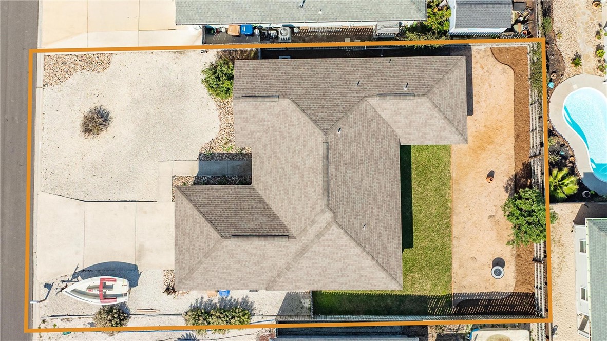 16114 Coralvine St Property Photo 35
