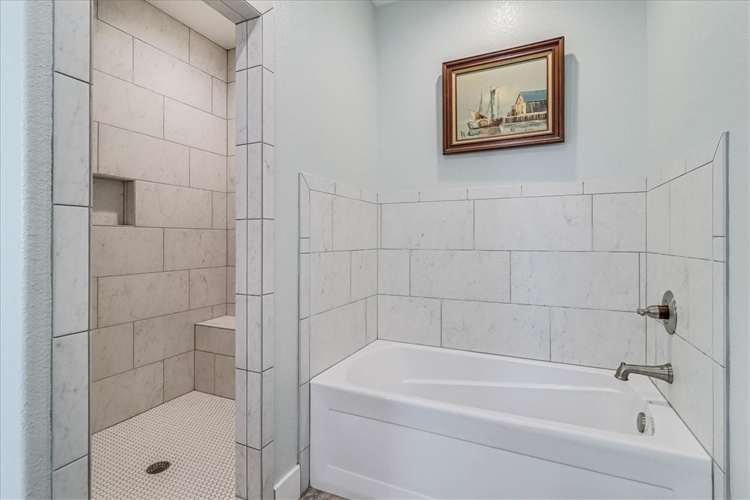 624 Dolphin Property Photo 26