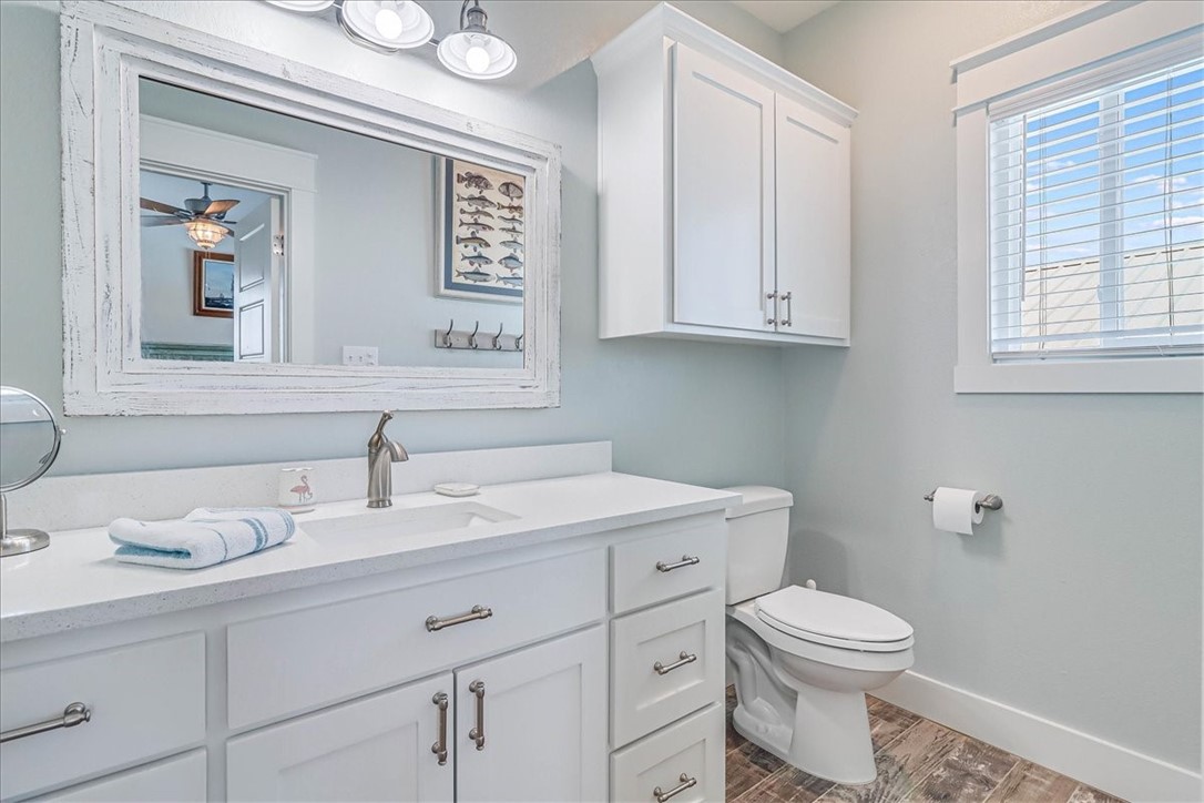 624 Dolphin Property Photo 31