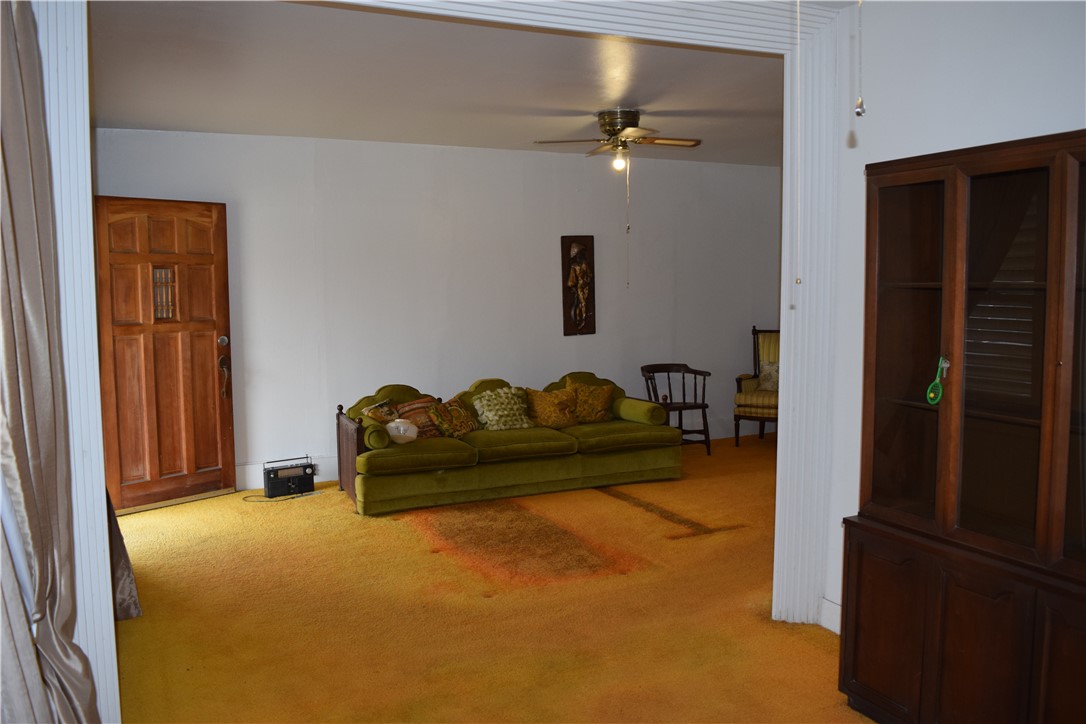 1314 E Kenedy Ave Property Photo 6