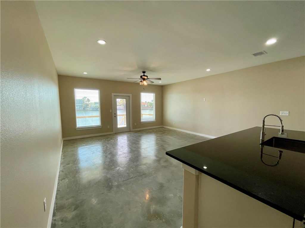 13957 Fortuna Bay Dr C Property Photo 5