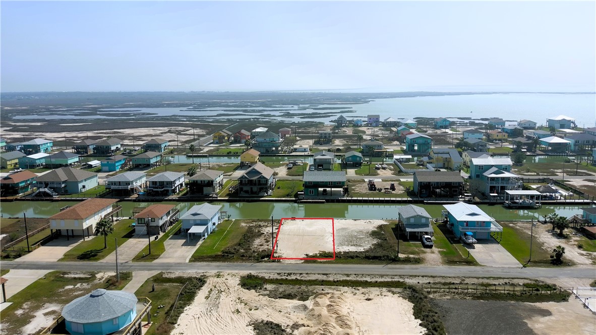 183 Sailfish Dr Property Photo 3