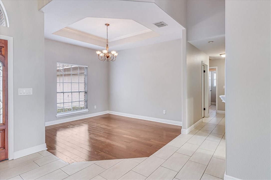 7553 Annemasse St Property Photo 5