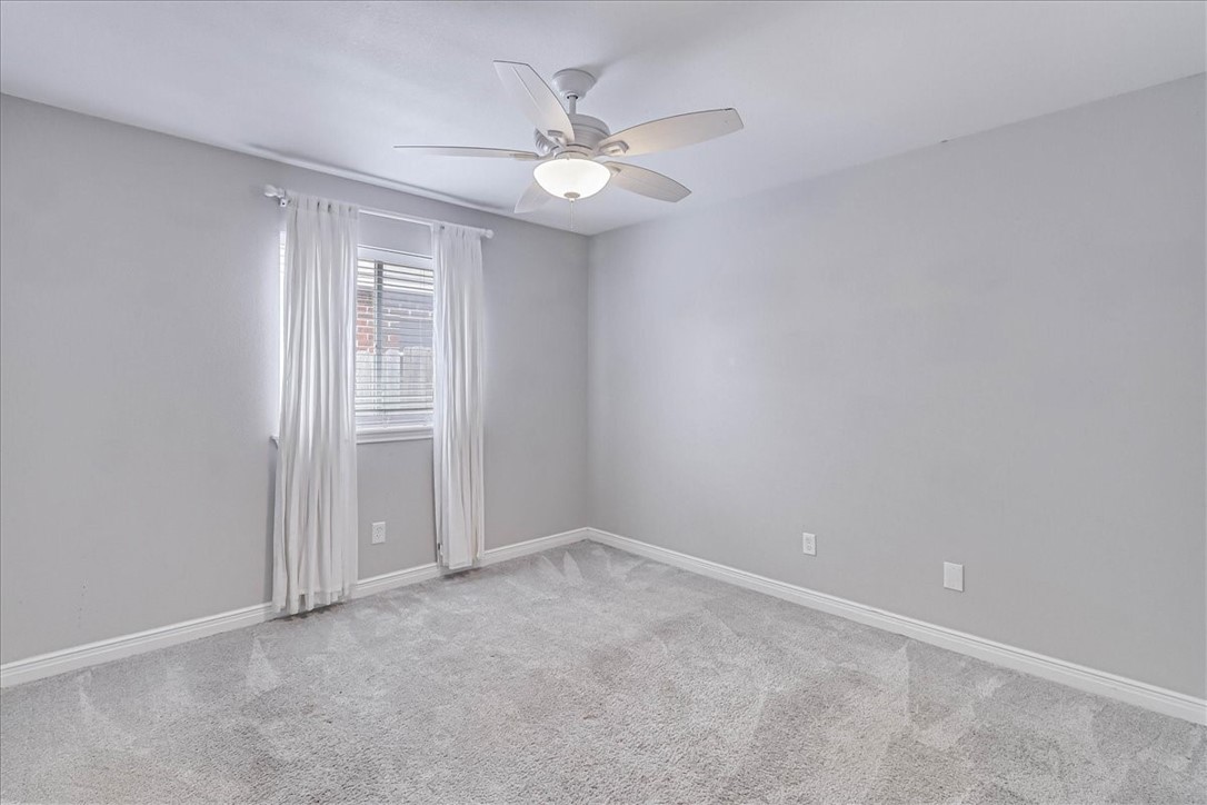 7553 Annemasse St Property Photo 23