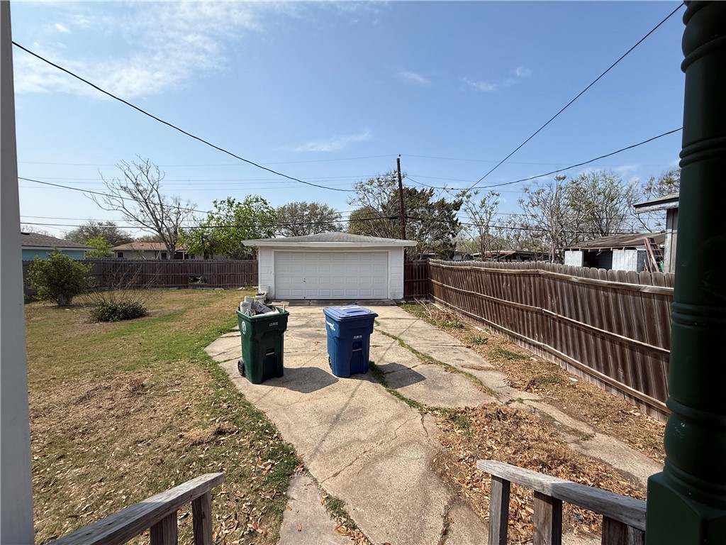 714 Sharon Dr Property Photo 11