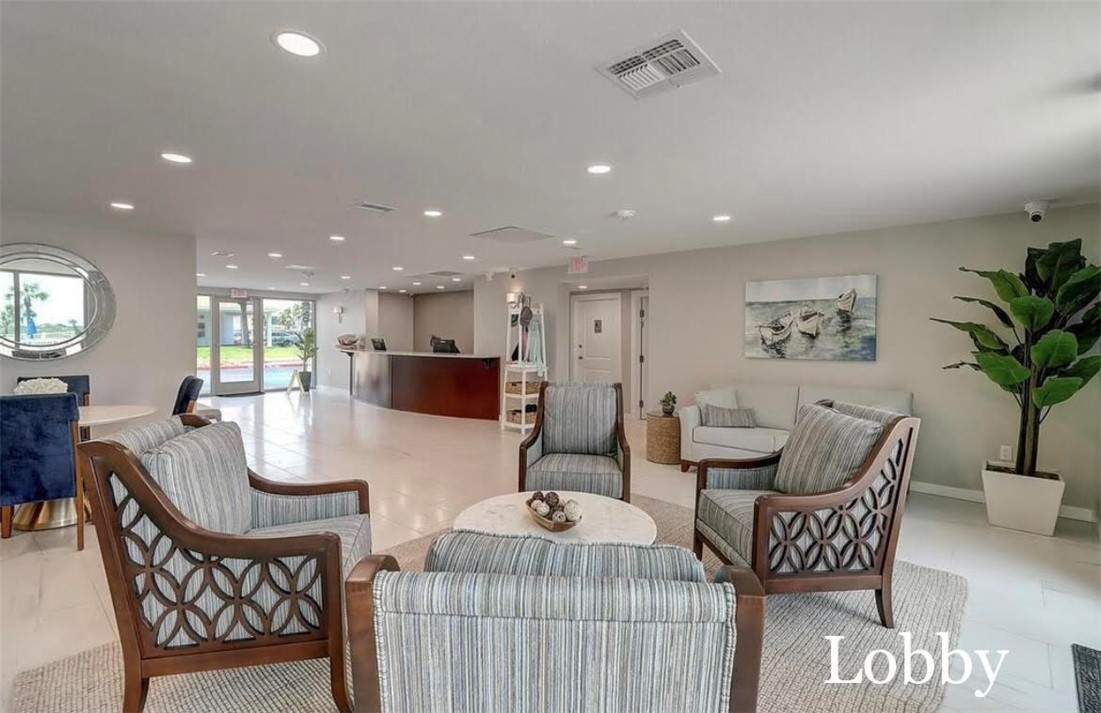 800 Sandcastle Dr 107 Property Photo 19