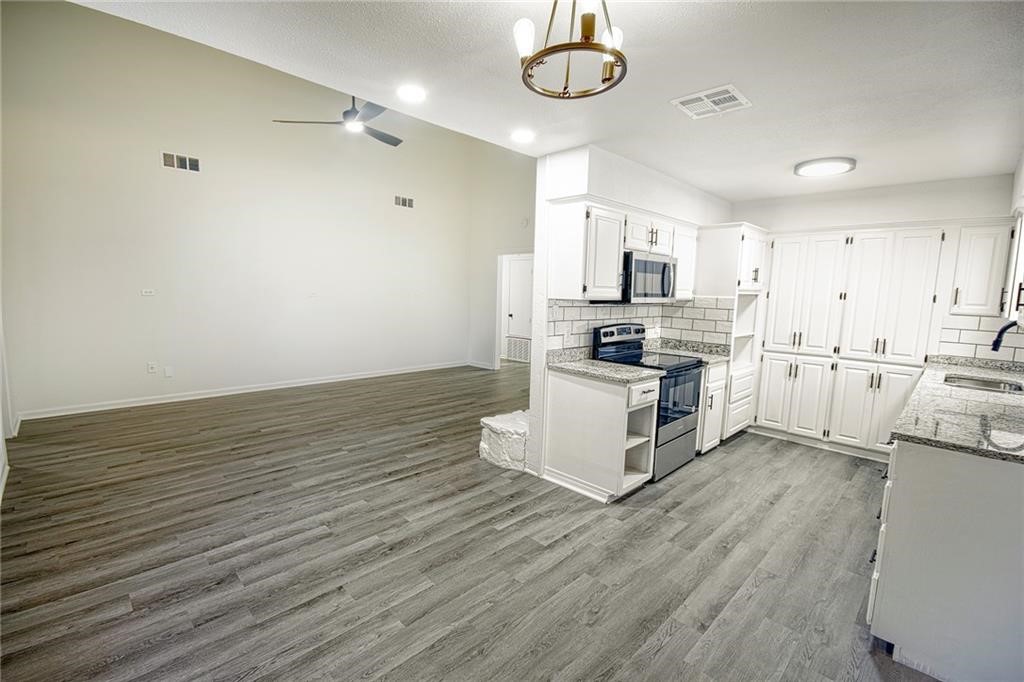 4321 Mountain View Dr Property Photo 5