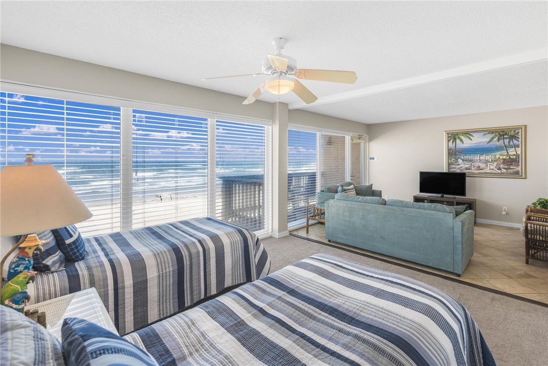 14810 Windward Dr 416 Property Photo 13