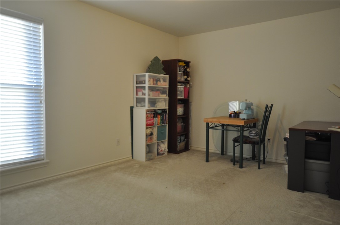 3921 Esquire Dr Property Photo 15