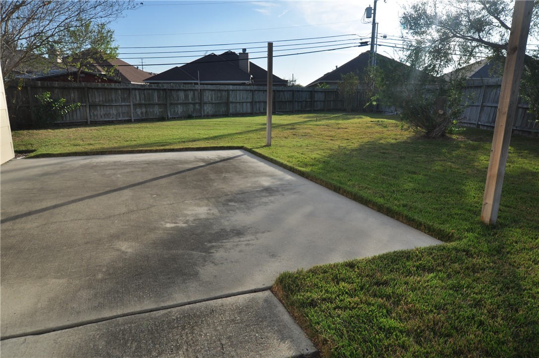 3921 Esquire Dr Property Photo 27