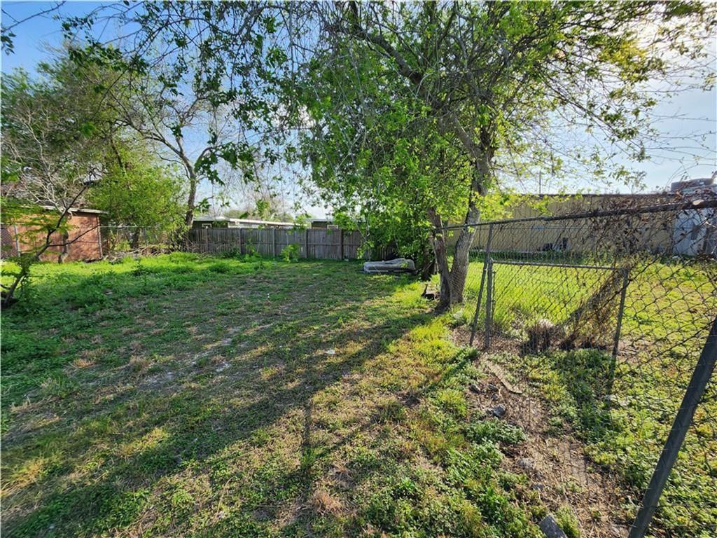 119 Edwards St Property Photo 13