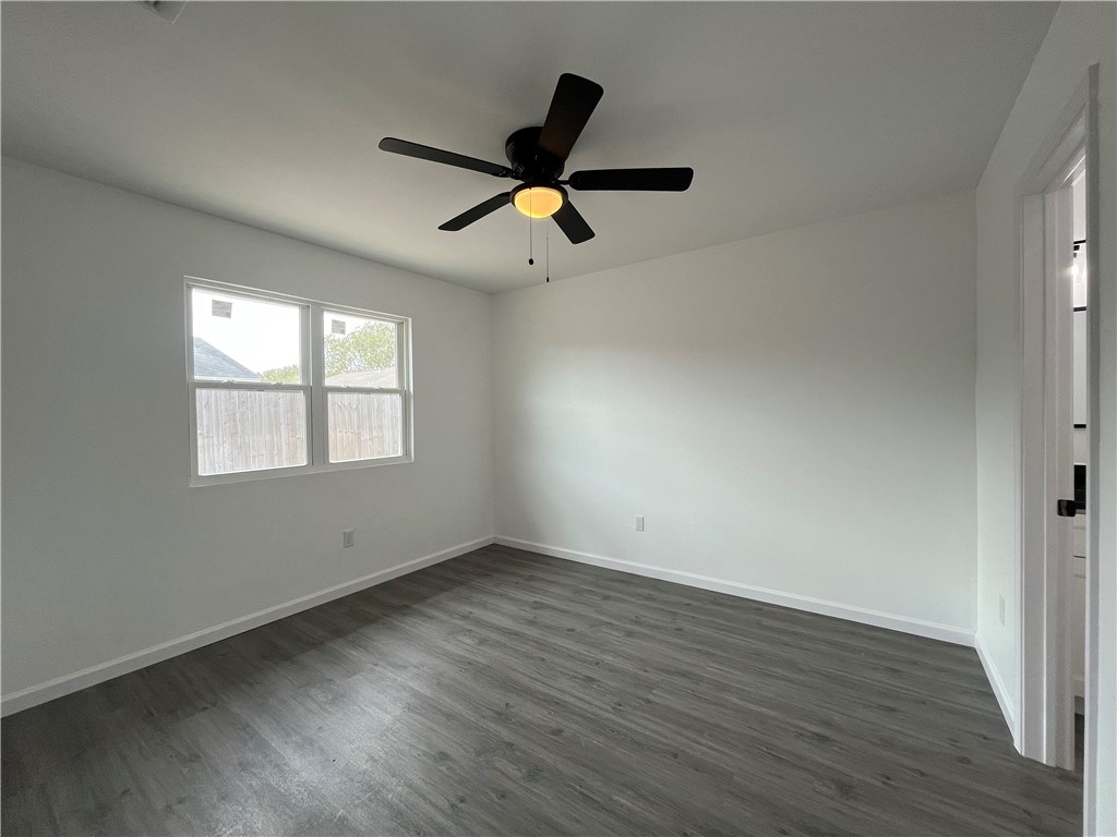 813 Saint Peter St Property Photo 17
