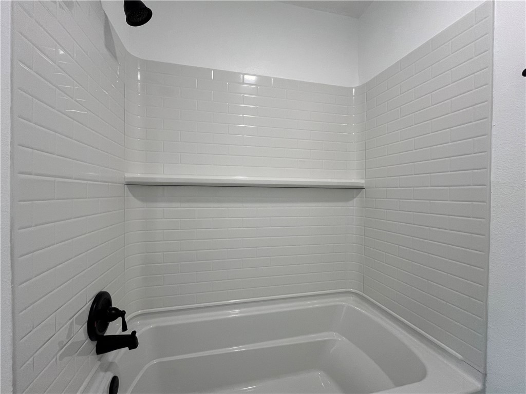 813 Saint Peter St Property Photo 23