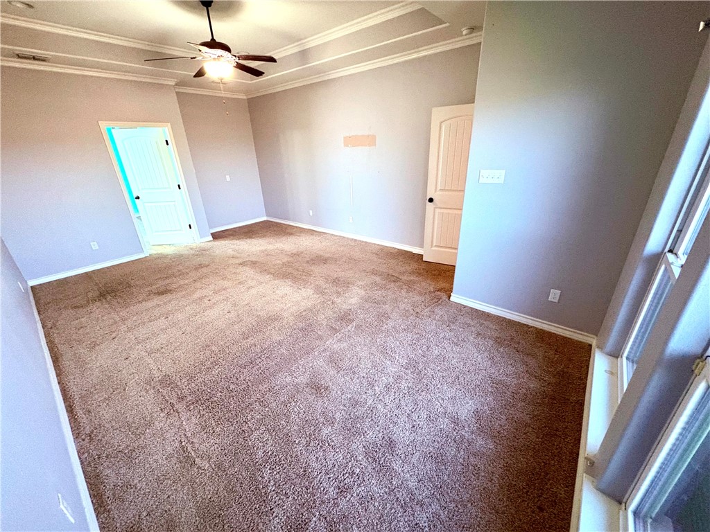 8005 Sir Greg Dr Property Photo 5