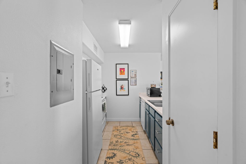 15010 Leeward Dr Property Photo 11