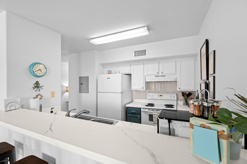 15010 Leeward Dr Property Photo 12