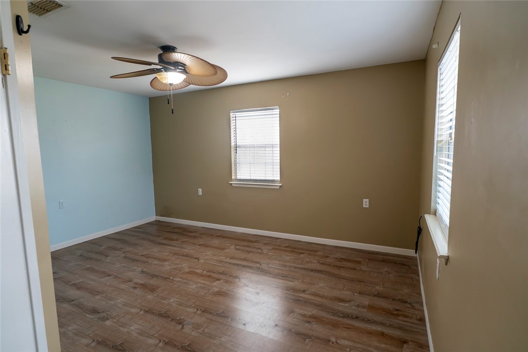 517 Mockingbird Lane Property Photo 12