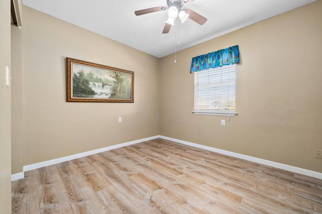 517 Mockingbird Lane Property Photo 17