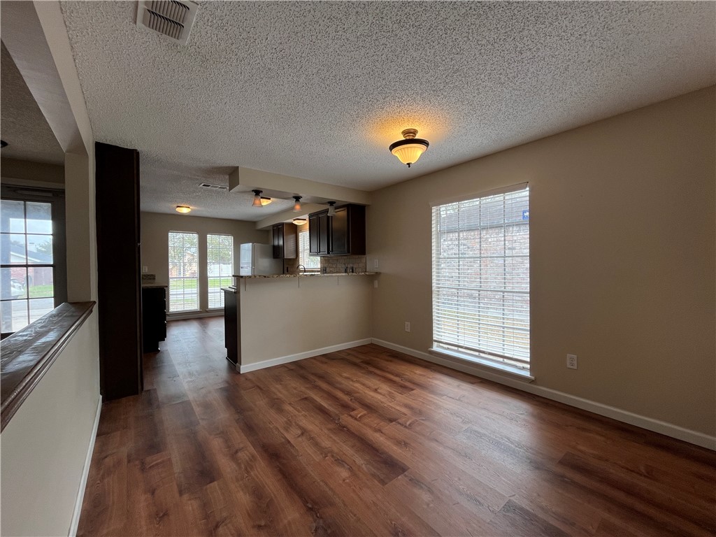 5421 Crossgate Dr S Property Photo 5