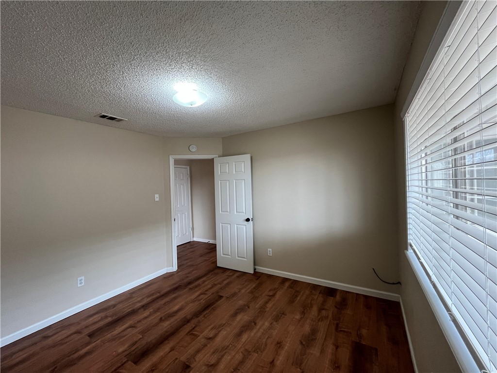 5421 Crossgate Dr S Property Photo 13