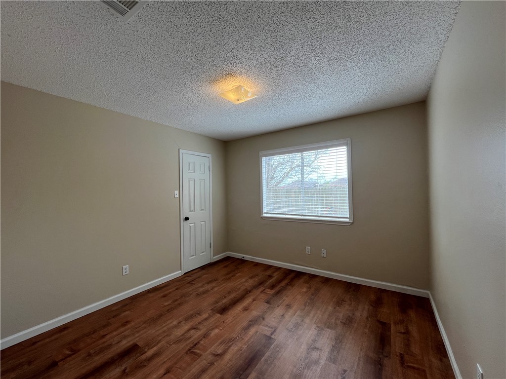 5421 Crossgate Dr S Property Photo 14